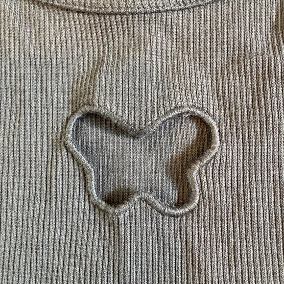 Zara size 9-10Y ribbed butterfly tee Grey cutout - Picture 5 of 8